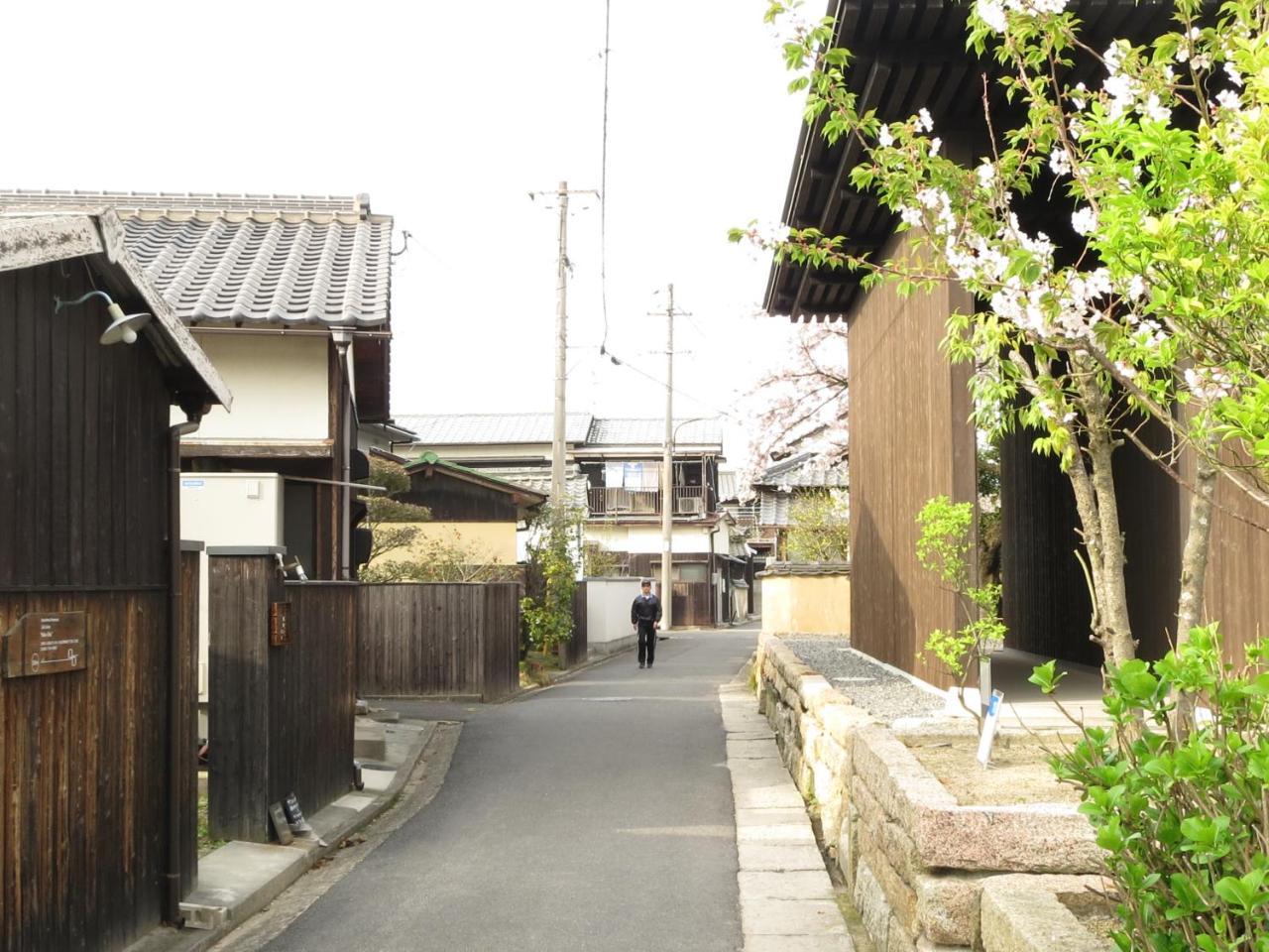 Guest House Roji To Akari Naoshima Exterior photo